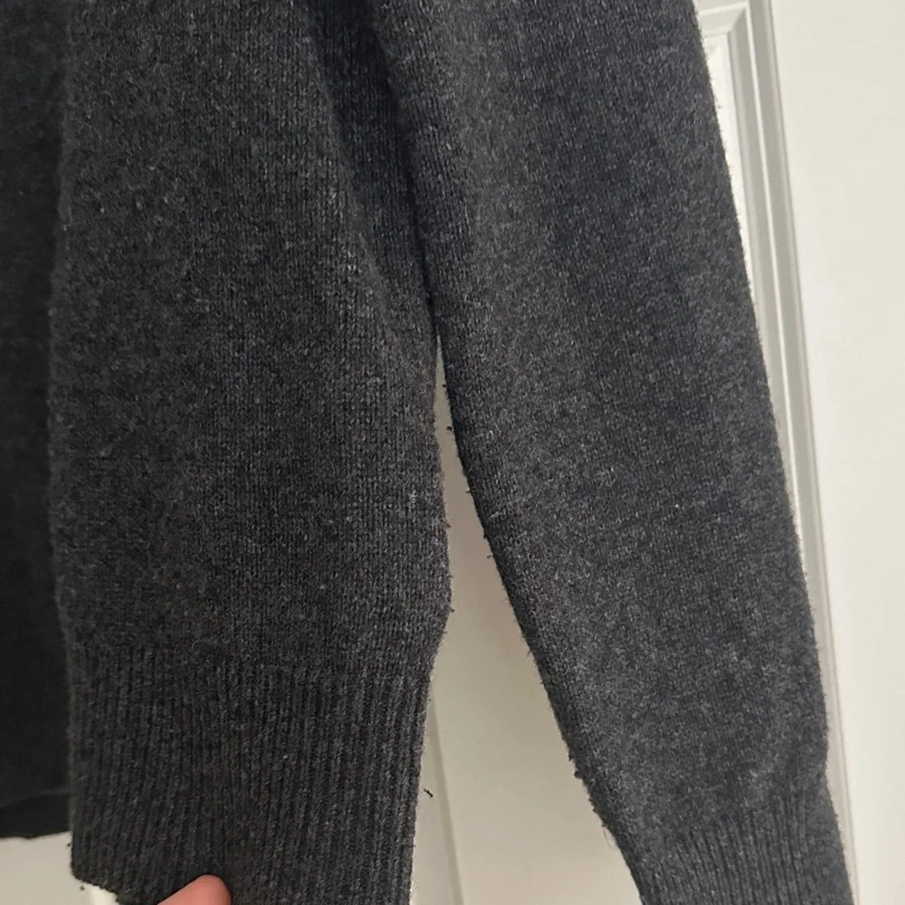 Banana Republic Merino Wool Crewneck Sweater - Size Medium